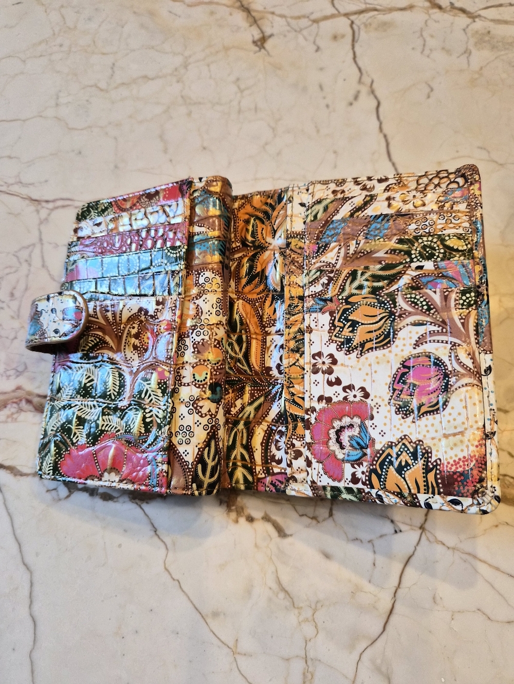 Brahmin Hannah Wallet In Marketplace